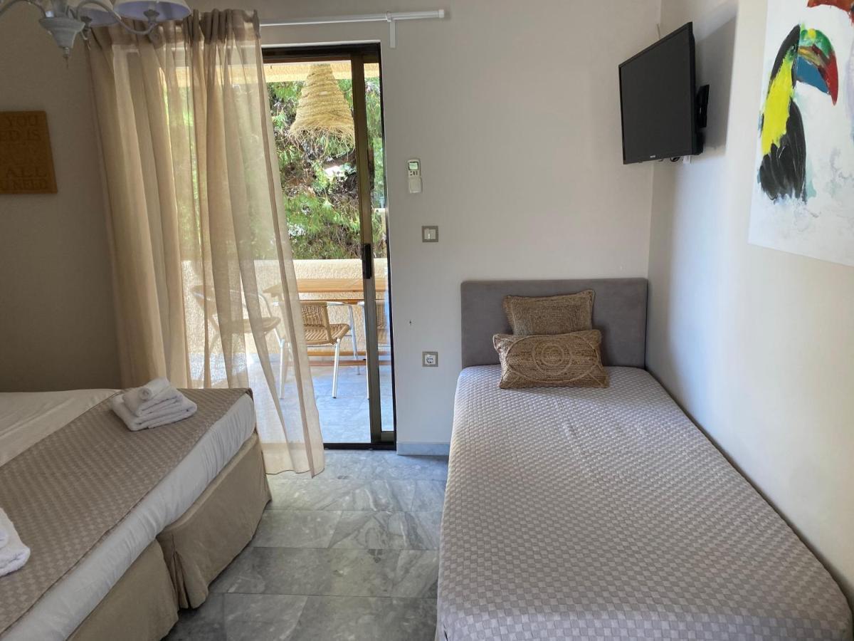 Aelia Houses Agia Marina  Екстер'єр фото