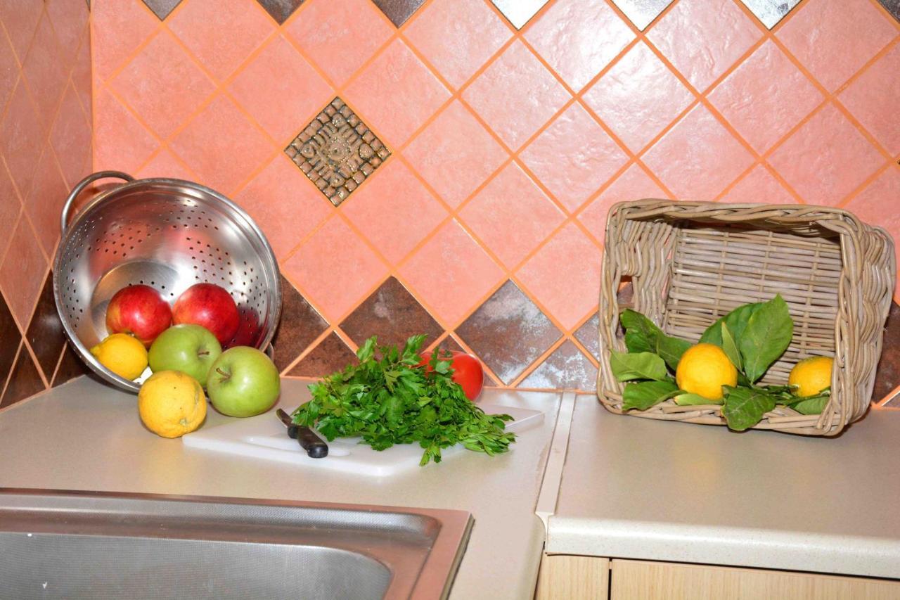 Aelia Houses Agia Marina  Екстер'єр фото